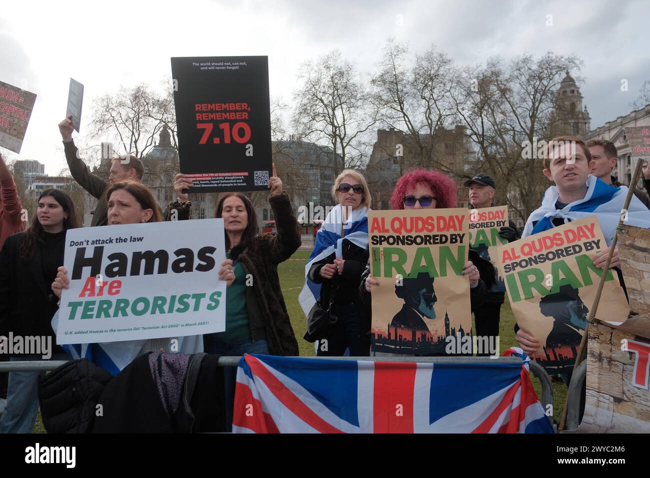 London, UK. 05th Apr, 2024. Israel supporters counter protest Al-Quds ...