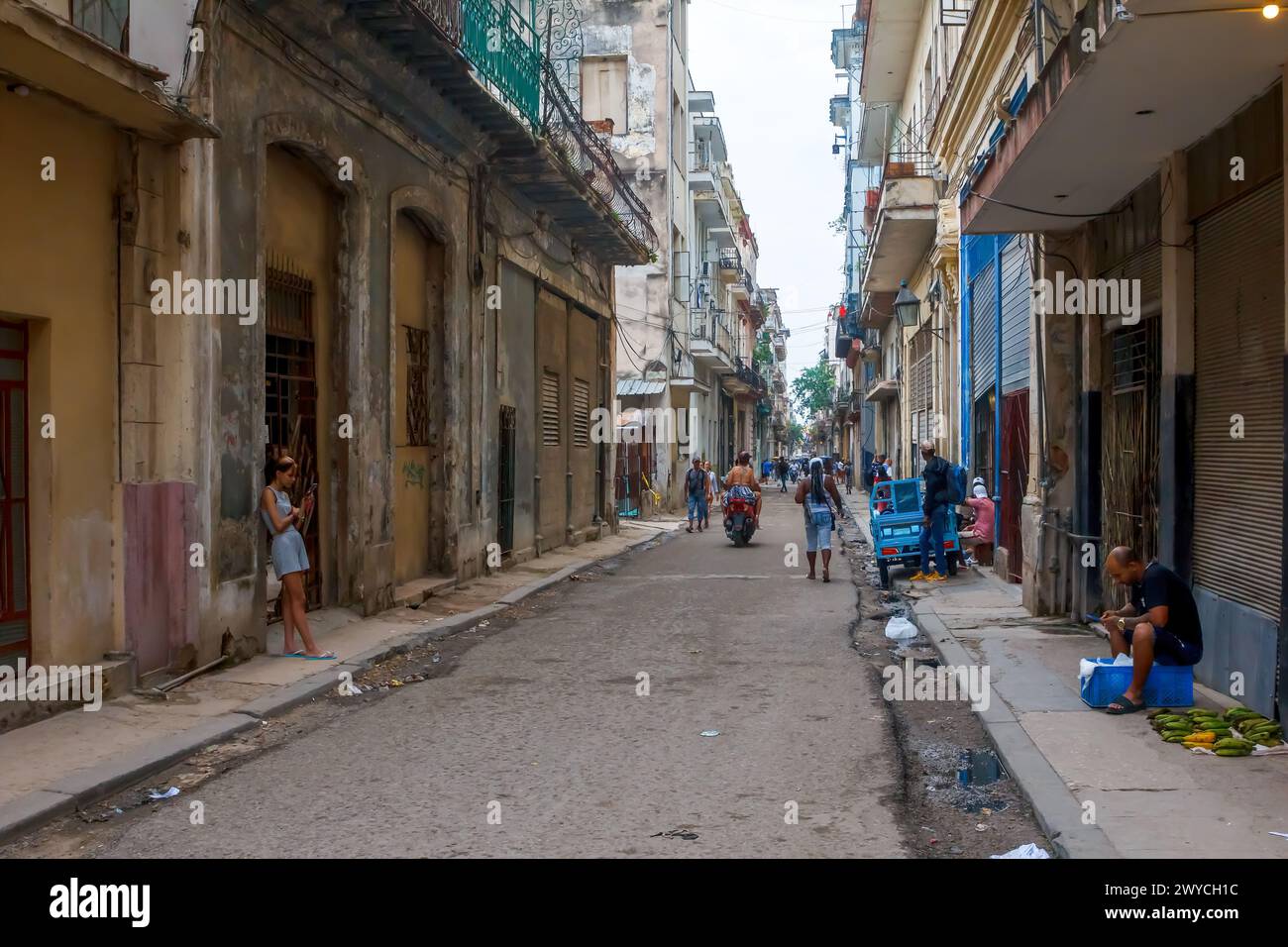 Old weathered buildings and city streets in Havana, Cuba Stock Photo