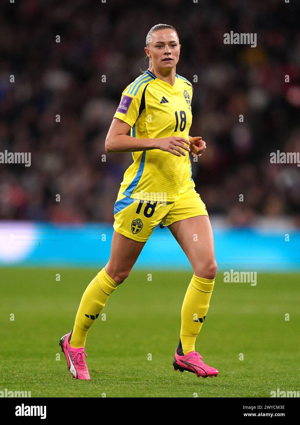 2025 euro women hires stock photography and images Alamy