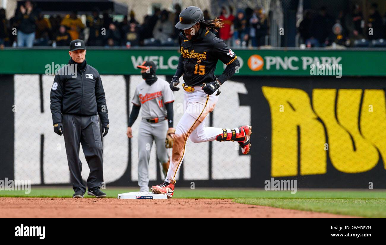 Pittsburgh, United States. 05th Apr, 2024. Pittsburgh Pirates shortstop