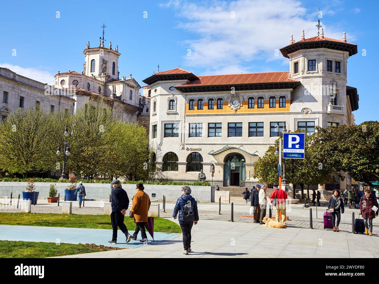 Jardines de pereda santander hi-res stock photography and images - Alamy
