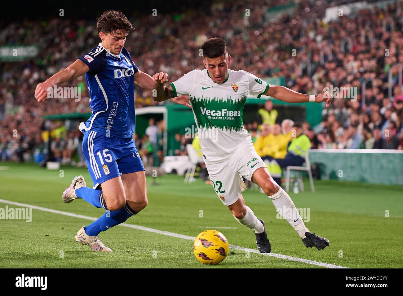 ELCHE, SPAIN - APRIL 5: Nico Fernandez Left-Back of Elche CF competes for the ball with Oier Luengo Centre-Back of Real Oviedo during the LaLiga Hypermotion match between Elche CF and Real Oviedo at Manuel Martinez Valero Stadium, on April 5, 2024 in Elche, Spain. (Photo By Francisco Macia/Photo Players Images) Stock Photo