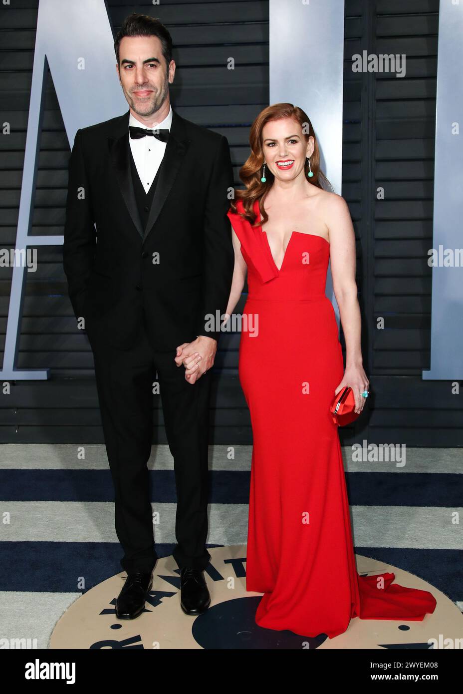 file-isla-fisher-announces-divorce-from-sacha-baron-cohen-after-13