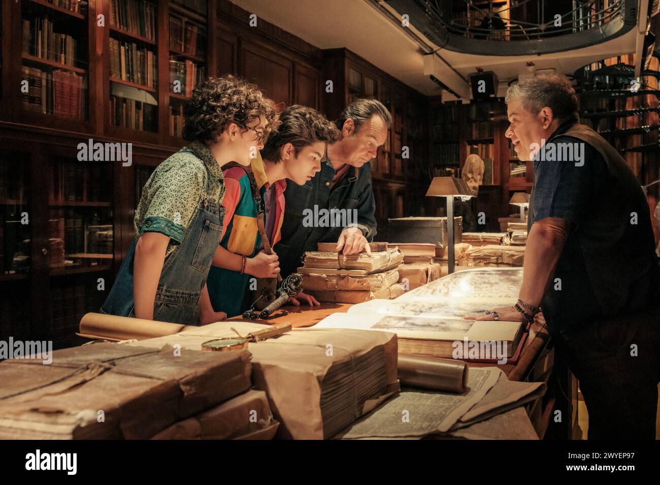 DAN AYKROYD, PATTON OSWALT, MCKENNA GRACE and KIM LOGAN in GHOSTBUSTERS ...