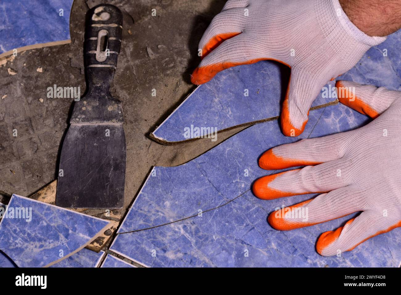 Broken floor tiles hi-res stock photography and images - Alamy