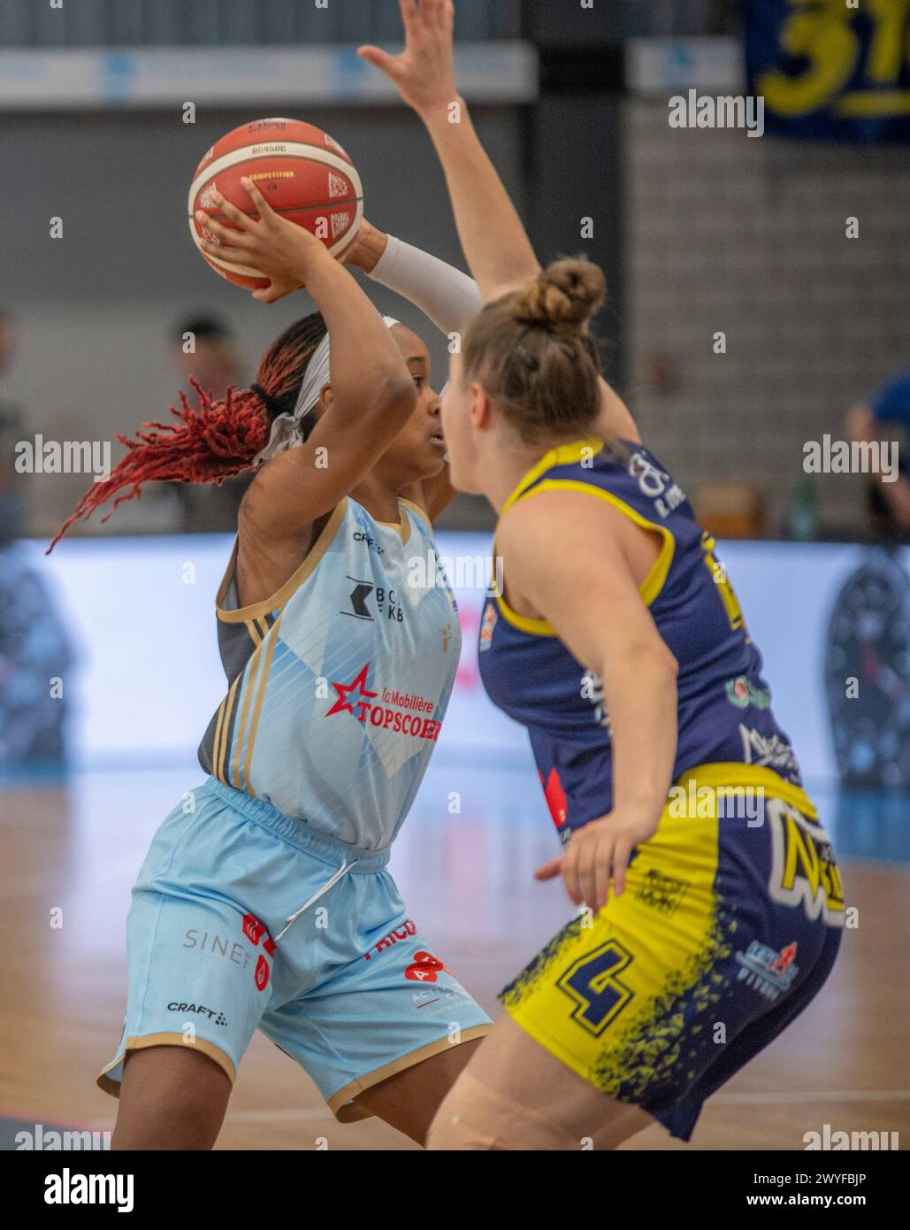 Fribourg, Fribourg, Switzerland. 6th Apr, 2024. Fribourg Switzerland, 04/06/2024: CESARIA AMBROSIO of BCF Elfic Fribourg #3 against NADIA CONSTANTIN of Portes du Soleil BBC Troitorrents #4 during Patrick Baumann Swiss Cup. Patrick Baumann Swiss Cup took place at Saint-Leonard hall in Fribourg.BCF Elfic Fribourg wins 78-61. (Credit Image: © Eric Dubost/ZUMA Press Wire) EDITORIAL USAGE ONLY! Not for Commercial USAGE! Credit: ZUMA Press, Inc./Alamy Live News Stock Photo