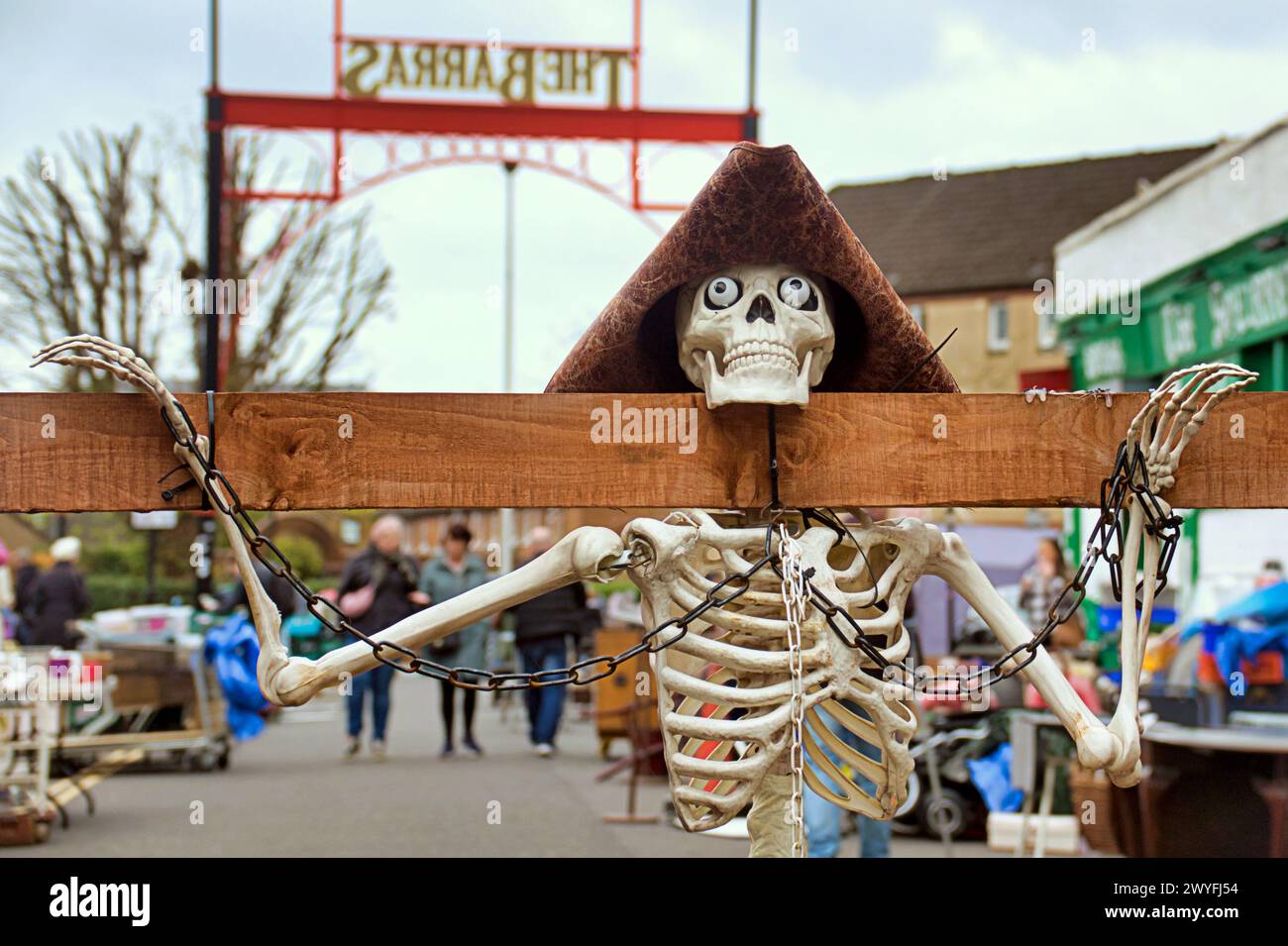 Glasgow, Scotland, UK. 6h April, 2024: Hong Kong Street Market returns at the Barras this afternoon as locals saw the iconic barrows market chinafied for the foody and craft event held last year and very popular with locals and Chinese alike.Credit Gerard Ferry /Alamy Live News Stock Photo