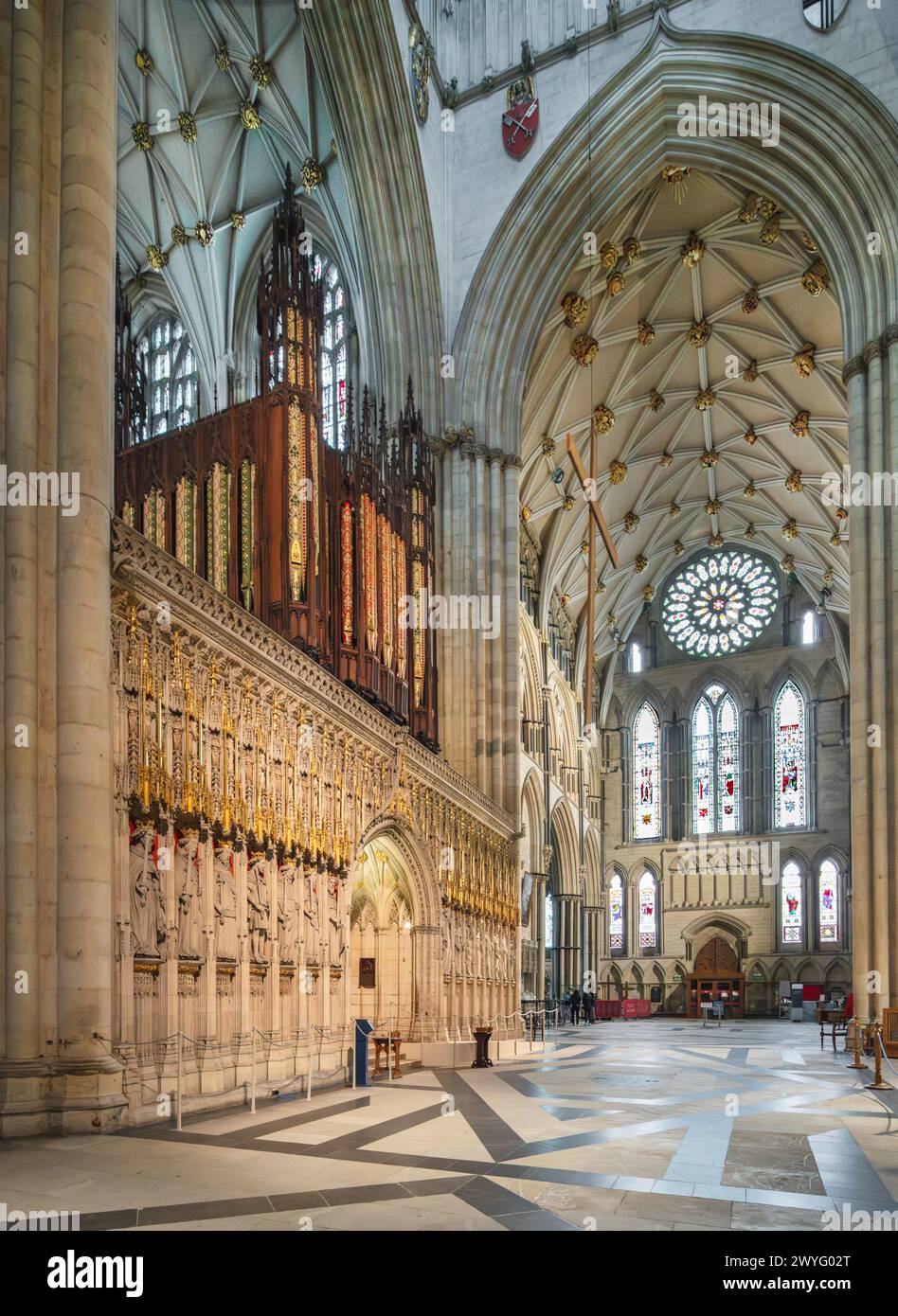 Interior Of York Minster Stock Photo Alamy interior-of-york-minster-stock-photo-alamy
