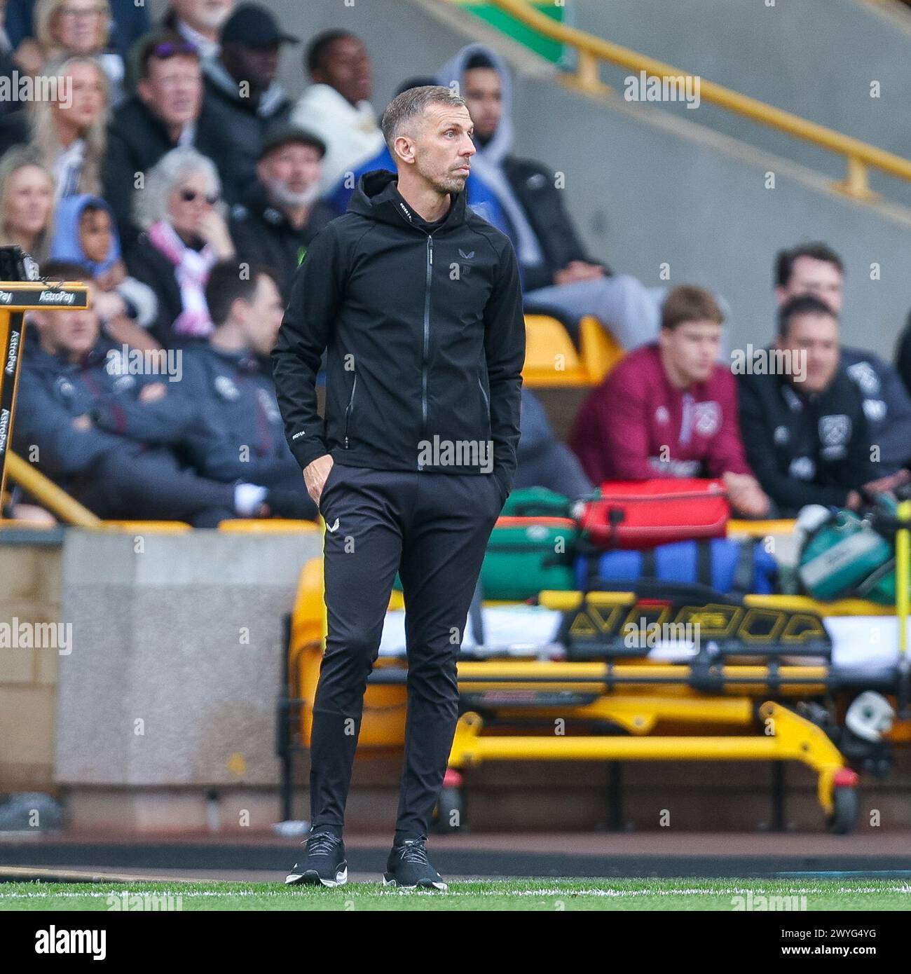 Wolverhampton, UK. 06th Apr, 2024. Wolves' manager, Gary O'Neill during ...