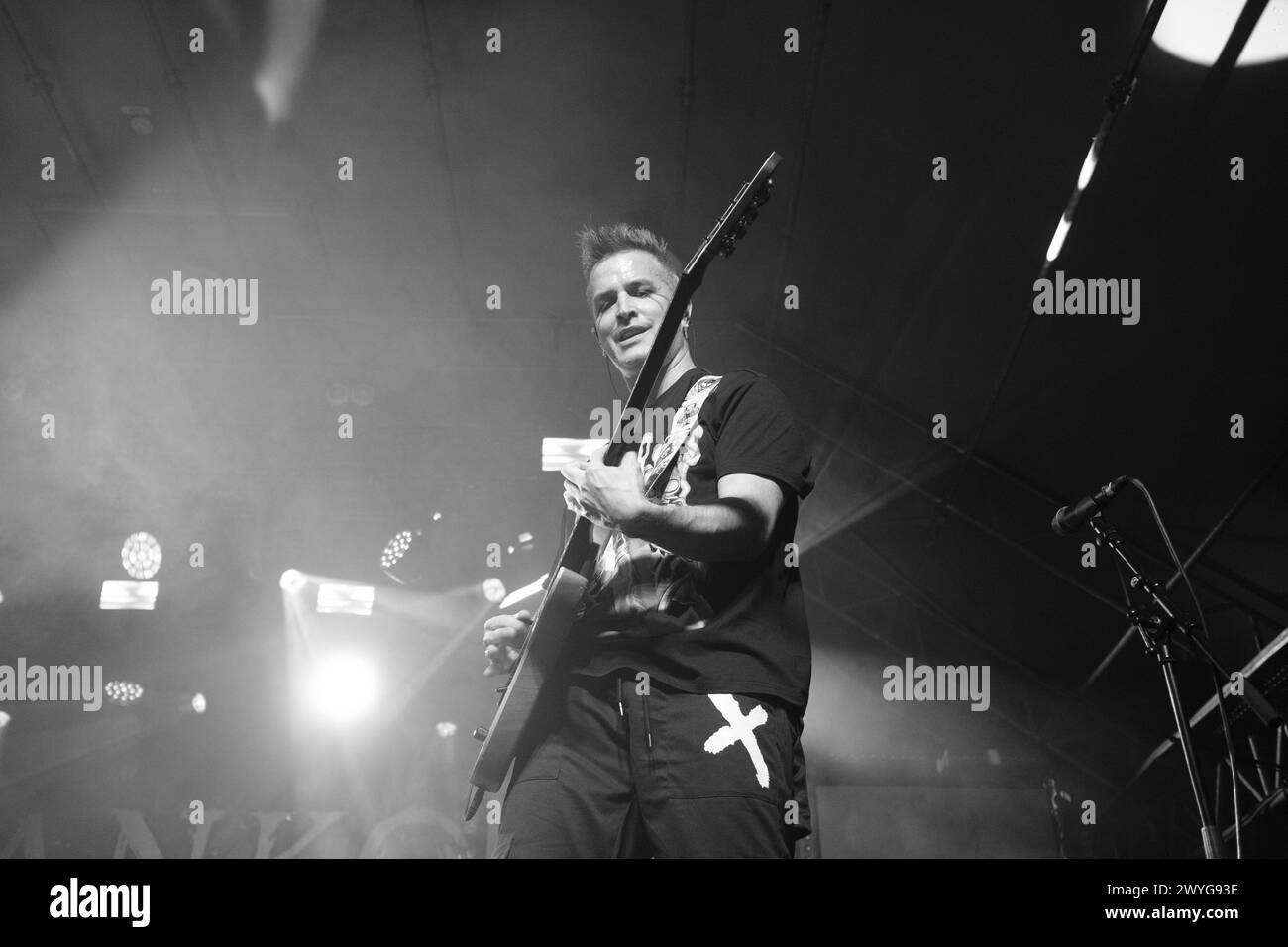 Tonhalle munich live Black and White Stock Photos & Images - Alamy