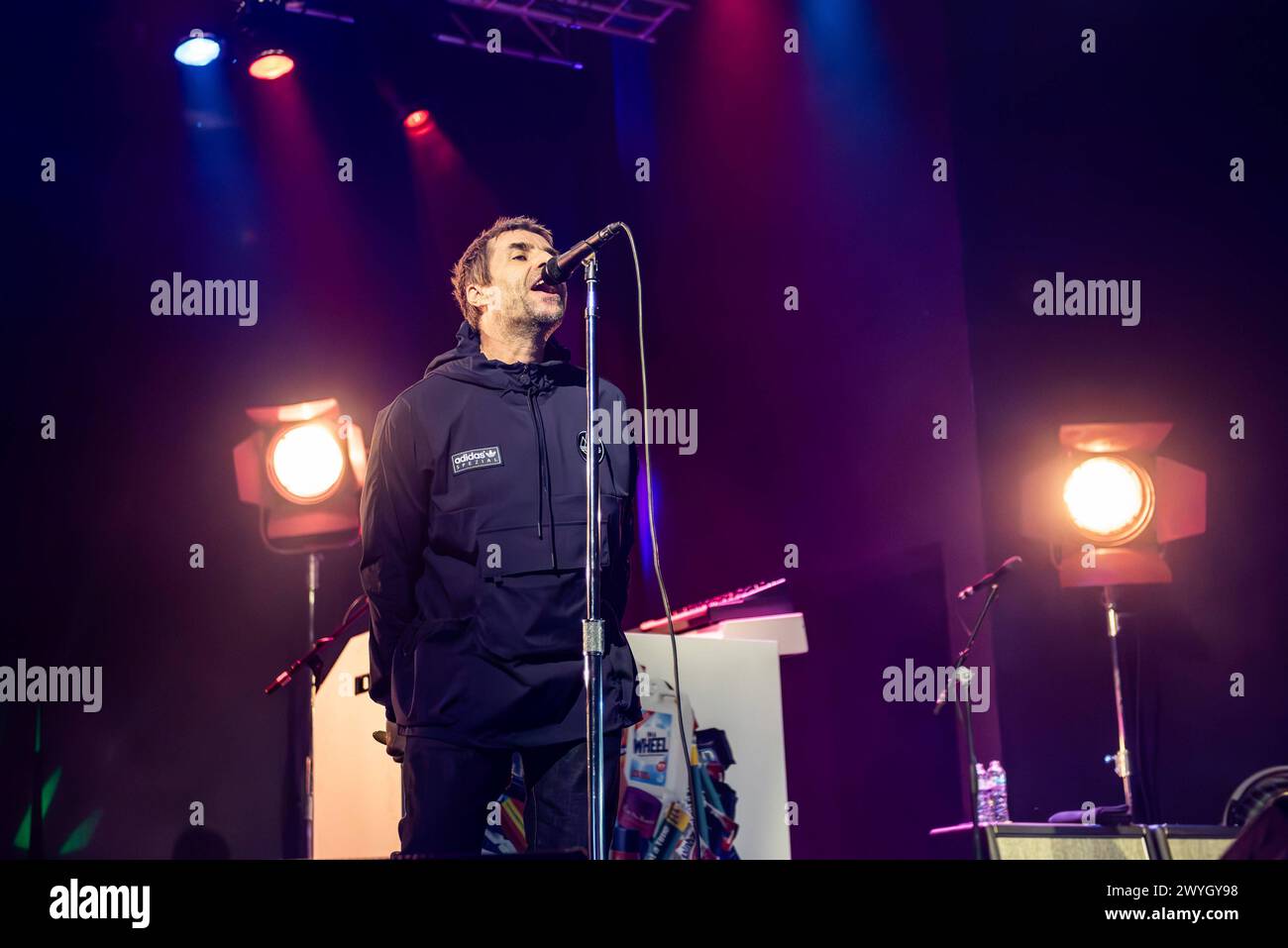 Gallagher Italian Rapper Music Concert - Liam Gallagher & John Squire Liam Gallagher Milan ...