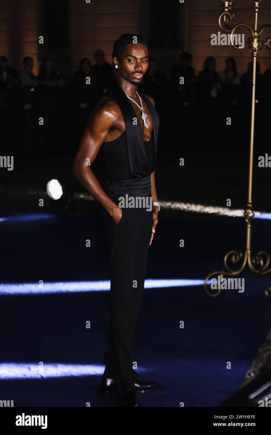 Milan, Italy. 06th Apr, 2024. Milan, The arrival of guests at the inauguration of the Dal Cuore alle Mani Dolce&Gabbana exhibition at Palazzo Reale. Pictured: Alton Mason Credit: Independent Photo Agency/Alamy Live News Stock Photo