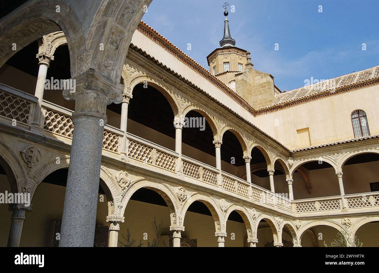 Plateresque courtyard at Museo de Santa Cruz founded by Cardinal Pedro González de Mendoza and built 16th century by Alonso de Covarrubias. Toledo. Castilla-La Mancha, Spain. Stock Photo