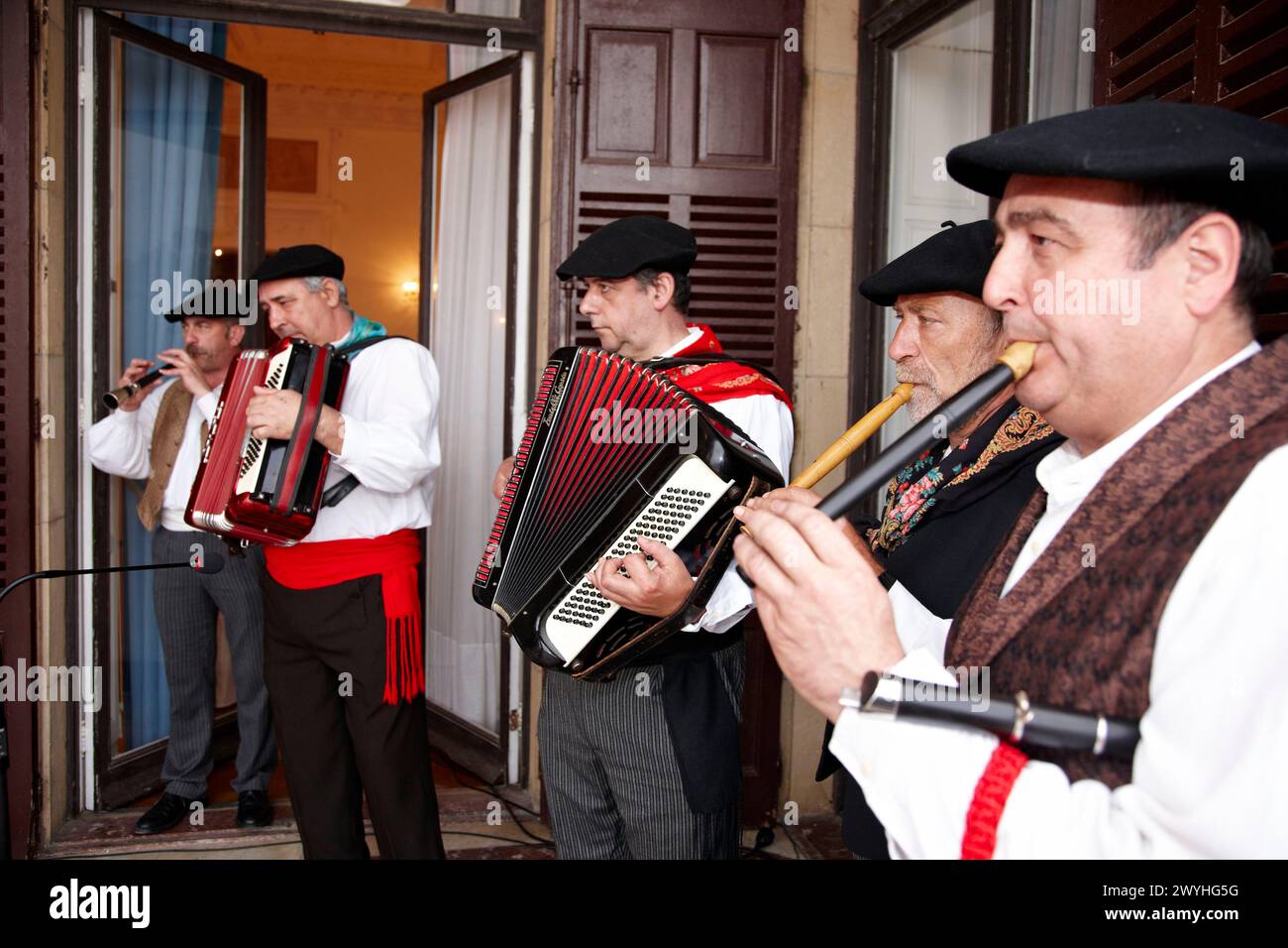 Generic Basque Man Basque man in traditional dress hi-res stock photography and images - Alamy