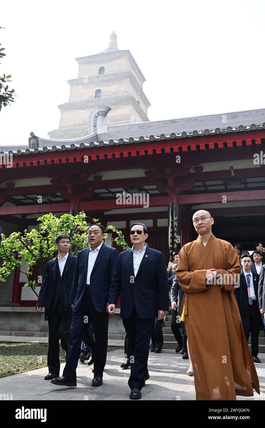 Xi'an, China's Shaanxi Province. 7th Apr, 2024. Ma Ying-jeou, former chairman of the Chinese Kuomintang party, and members of a delegation of young people from Taiwan visit the Da Ci'en Temple in Xi'an, northwest China's Shaanxi Province, April 7, 2024. Ma and a Taiwan youth delegation visited the Shaanxi History Museum and the Da Ci'en Temple on Sunday. Credit: Chen Yehua/Xinhua/Alamy Live News Stock Photo