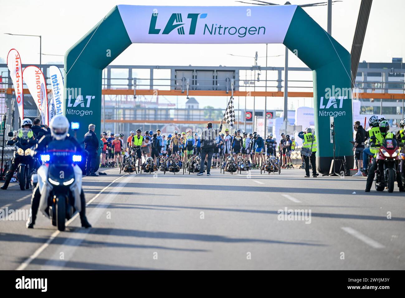  Linz, AUT, Leichtathletik, Oberbank Linz Donau Marathon 2024, im Bild Illustration 