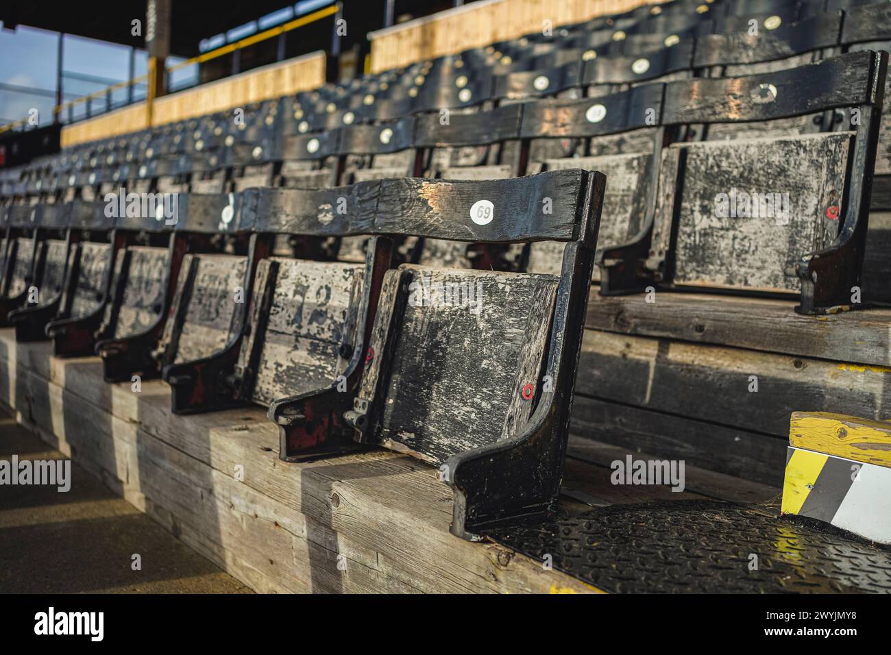 Castleford,  Yorkshire, UK. 5th April, 2024. Super League Rugby: Castleford Tigers Vs Salford Red Devils at The Mend-A-Hose Jungle Stadium. Wooden sea Stock Photo