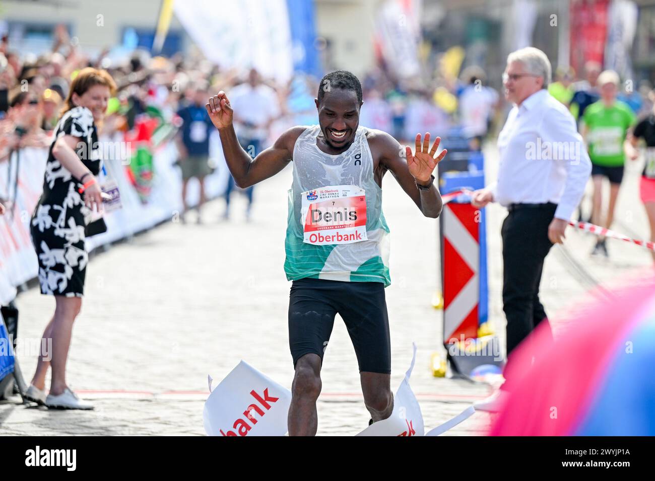 07.04.2024, Linz , AUT, Leichtathletik, Oberbank Linz Donau Marathon ...