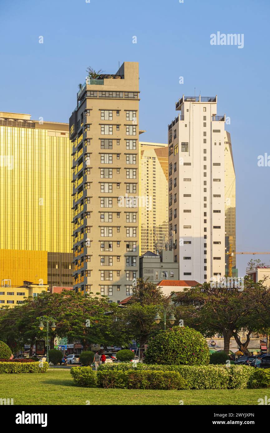 Cambodia, Phnom Penh, buildings of Chamkar Mon district Stock Photo