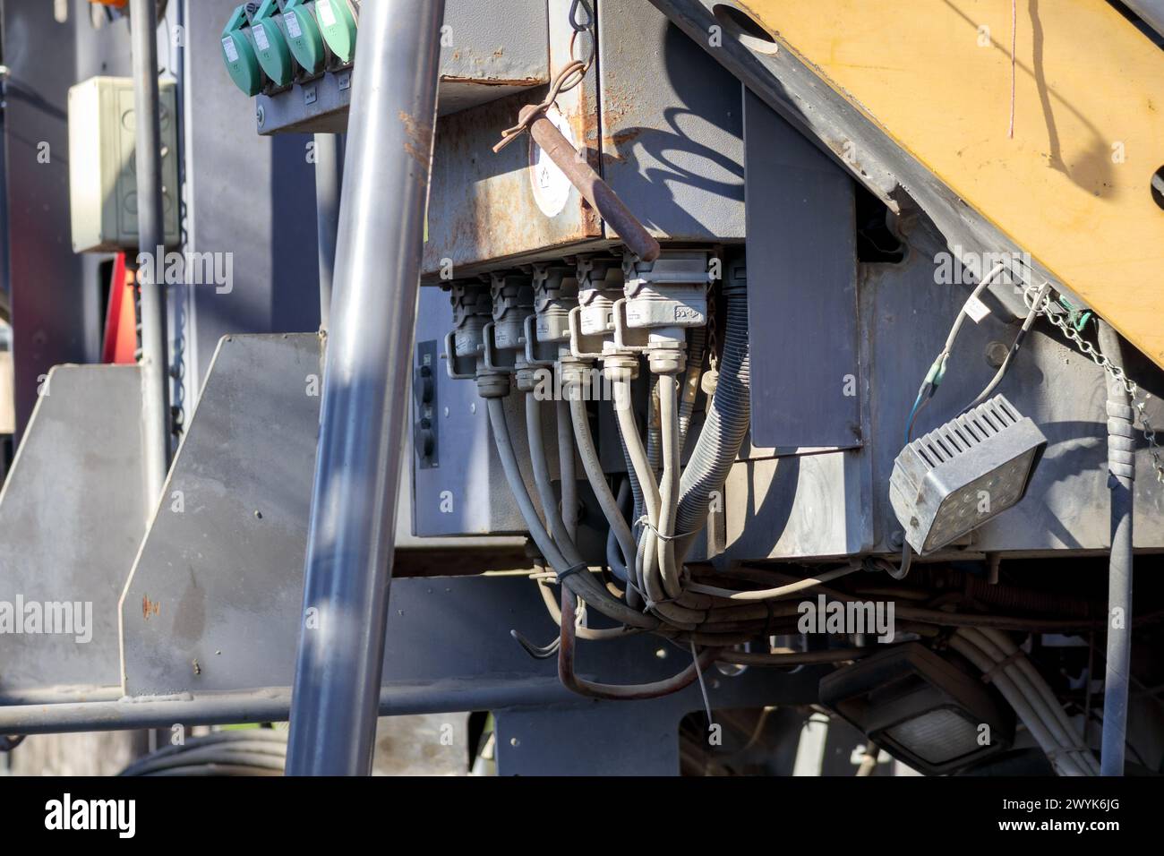 Connection parts hi-res stock photography and images - Alamy