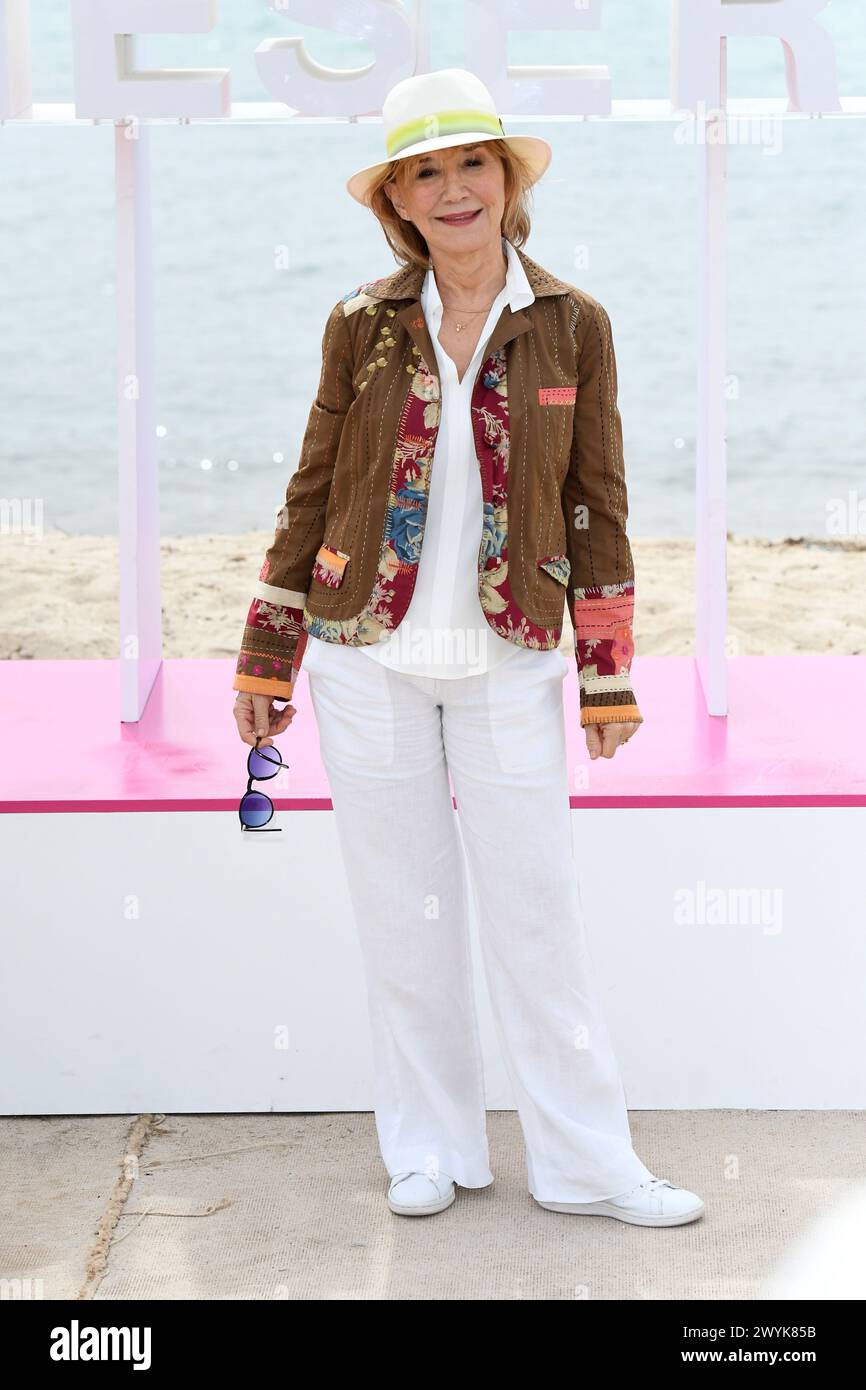 Cannes, France. 07th Apr, 2024. Cannes - 7th Canneseries International Festival - Photocall 'Brocéliande' - Marie-Anne Chazel Credit: Independent Photo Agency/Alamy Live News Stock Photo