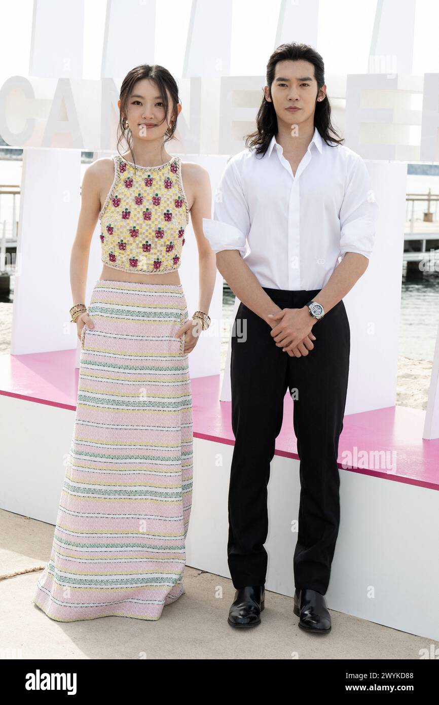 Egri-bugri ayollarning etaklari ostida