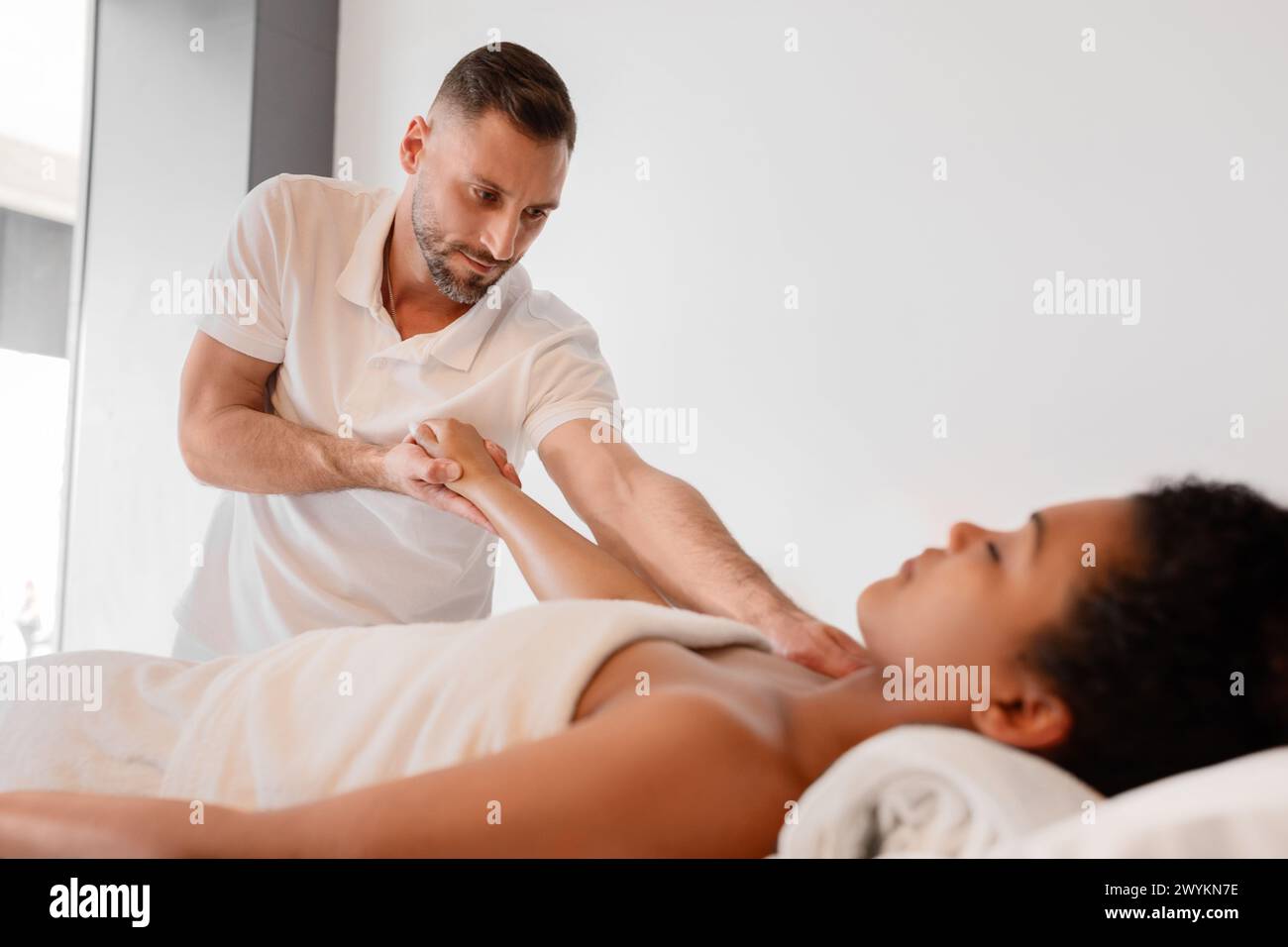 man-giving-woman-massage-hi-res-stock-photography-and-images-alamy
