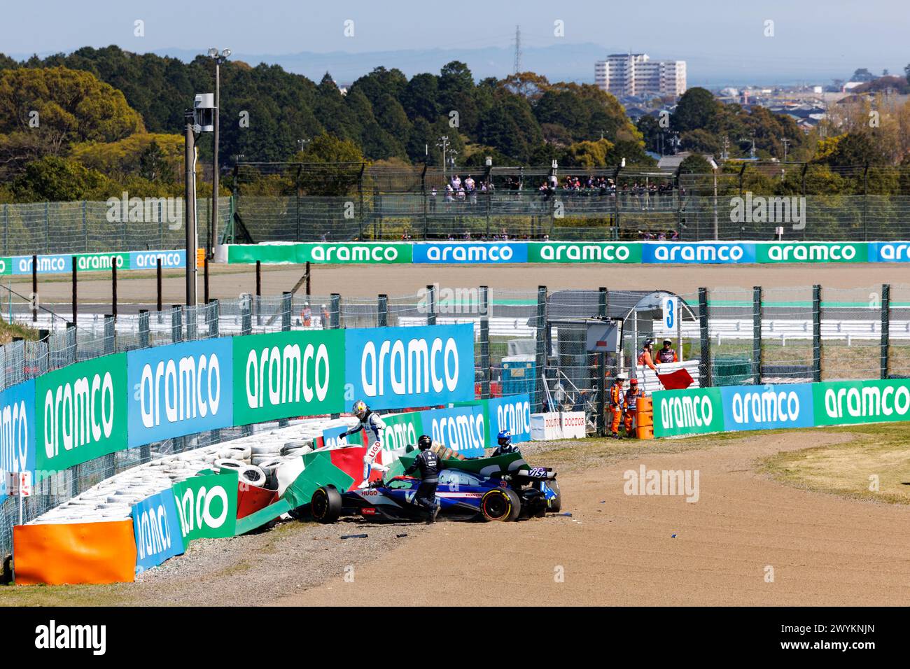 Suzuka, Japan. 07th Apr, 2024. SUZUKA, JAPAN, 7. APRIL 2024; right after the START of the race, crash of Daniel Ricciardo (AUS) of Team Racing Bull and Alexander Albon (THA) of Williams F1 crash on turn three of the opening lap during the 2024 F1 JAPAN Formula One Grand Prix. SUZUKA Grand Prix circuit, Formel 1 - Fee liable image, photo and copyright © Mark PETERSON/ATP Images (PETERSON Mark /ATP/SPP) Credit: SPP Sport Press Photo. /Alamy Live News Stock Photo