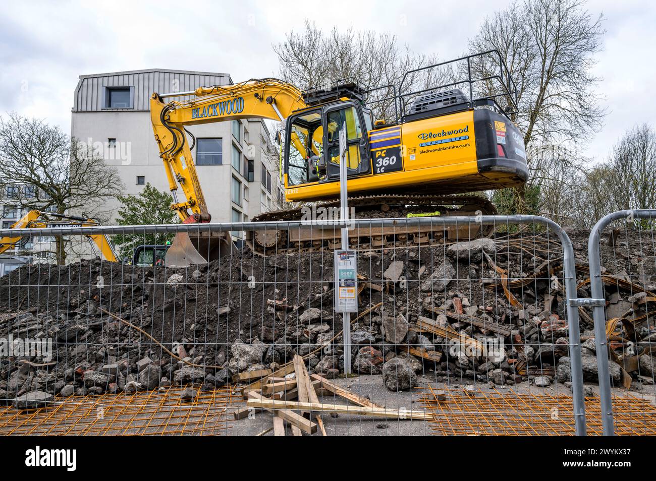 Road works on Shields Road, Glasgow, Scotland, UK, Europe Stock Photo