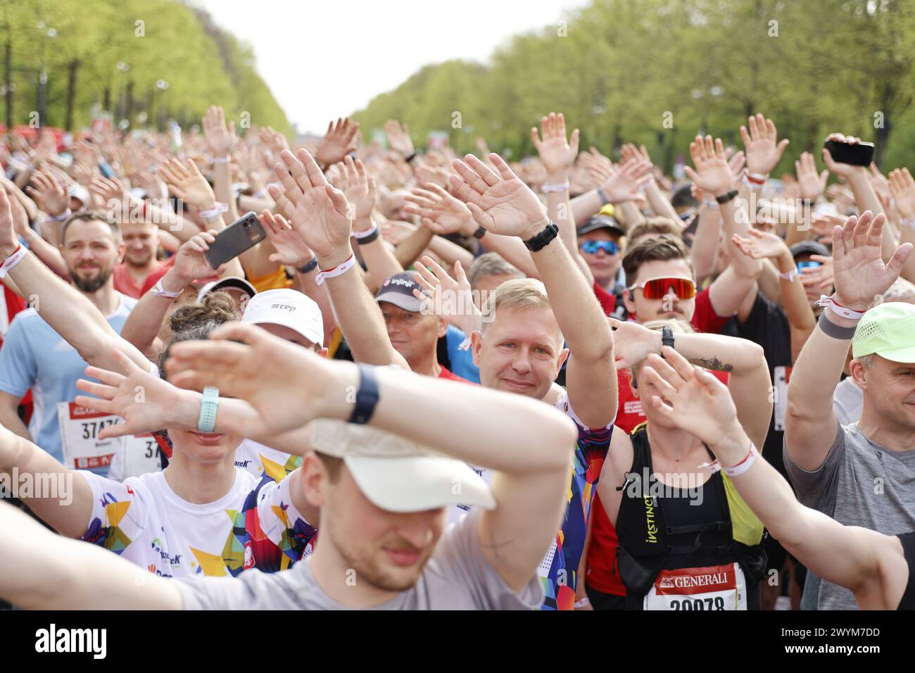 Läufer, Sieger Generali Berliner Halbmarathon 2024, SCC Events, am 07.