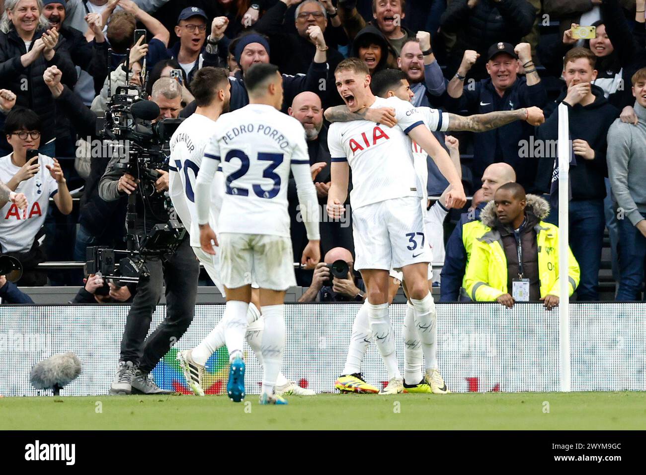 Tottenham Hotspur's Micky van de Ven (right) celebrates scoring their side's second goal of the game with team-mates during the Premier League match at the Tottenham Hotspur Stadium, London. Picture date: Sunday April 7, 2024. Stock Photo