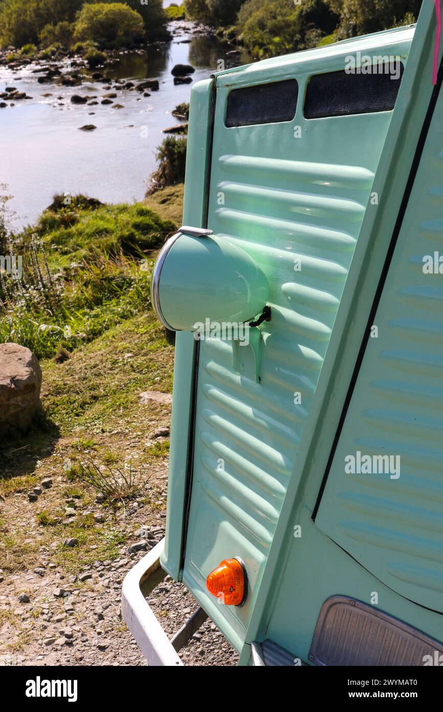 Mobile coffee van coffee teelin hires stock photography and images Alamy