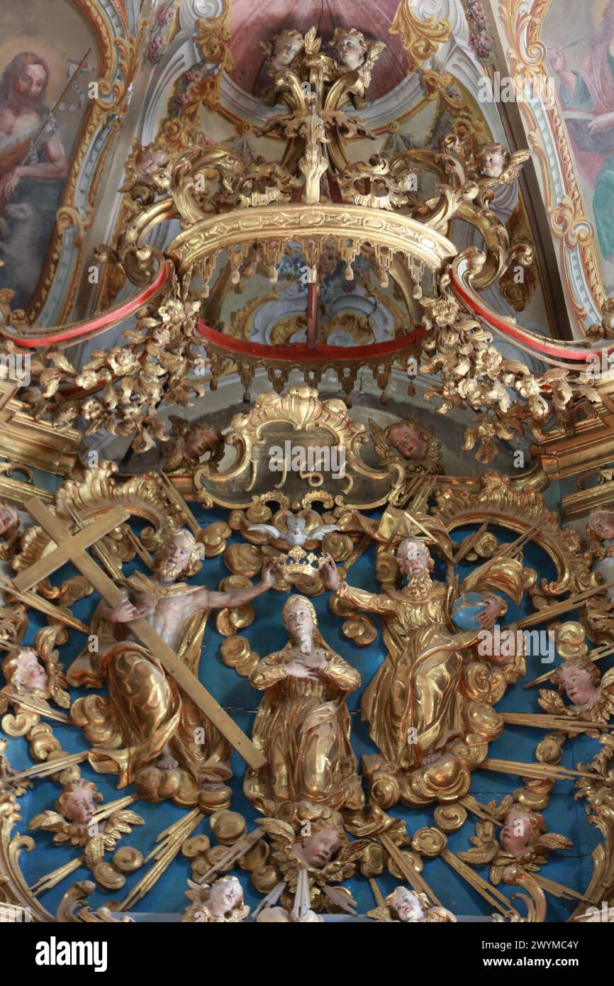 Couronnement de la Vierge. Église Notre-Dame de l'Assomption. Morgex. Vallée d'Aoste. Italie. Europe. Stock Photo