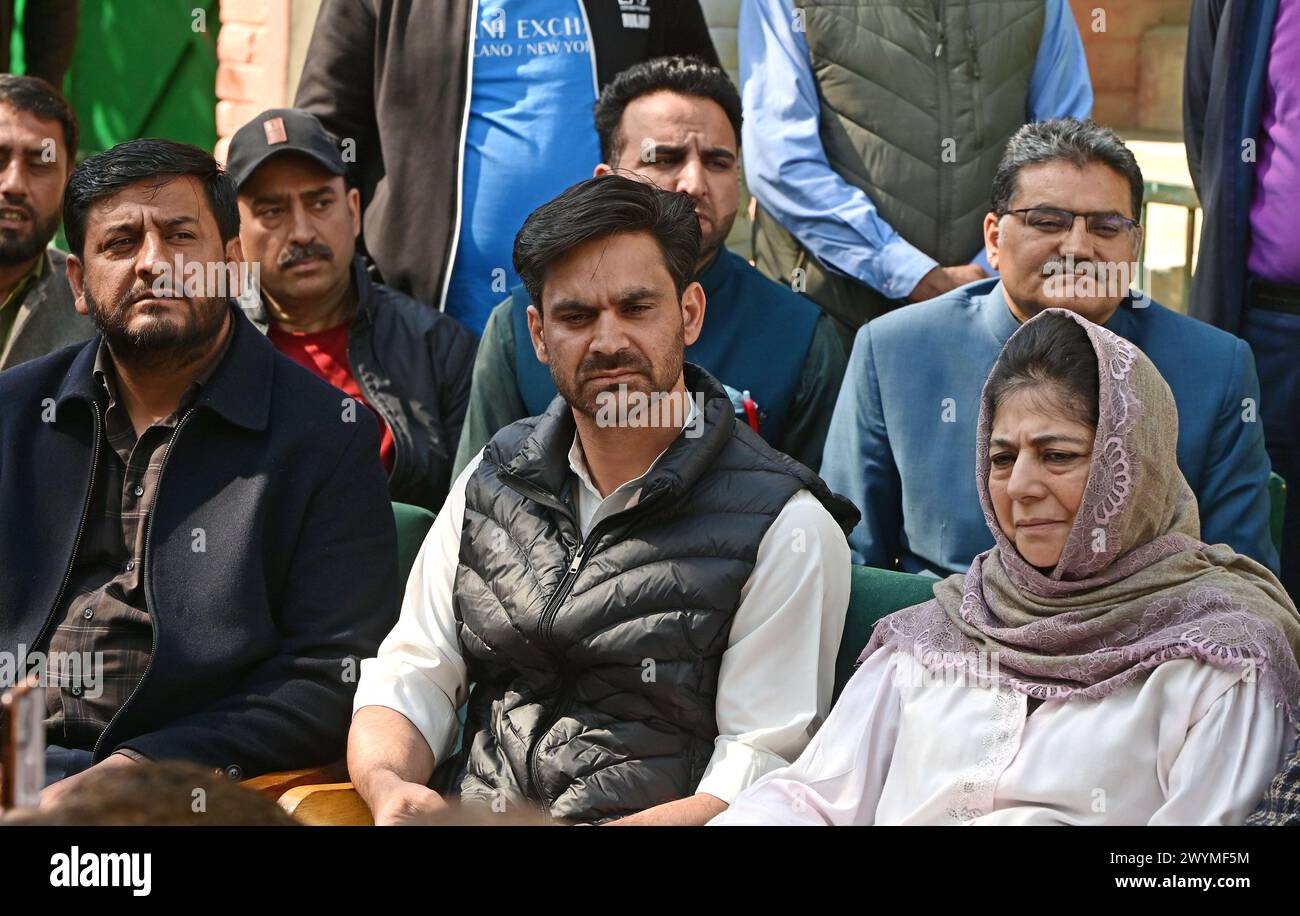 Waheed Sab Dha SRINAGAR, INDIA - APRIL 7: Mehbooba Mufti with Waheed Parra (C) and ...