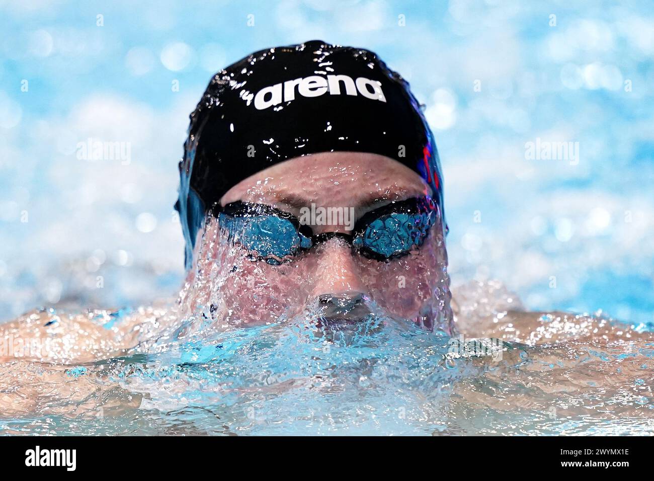 Elizabeth Booker in action during the Women's 100m Breaststroke Paris
