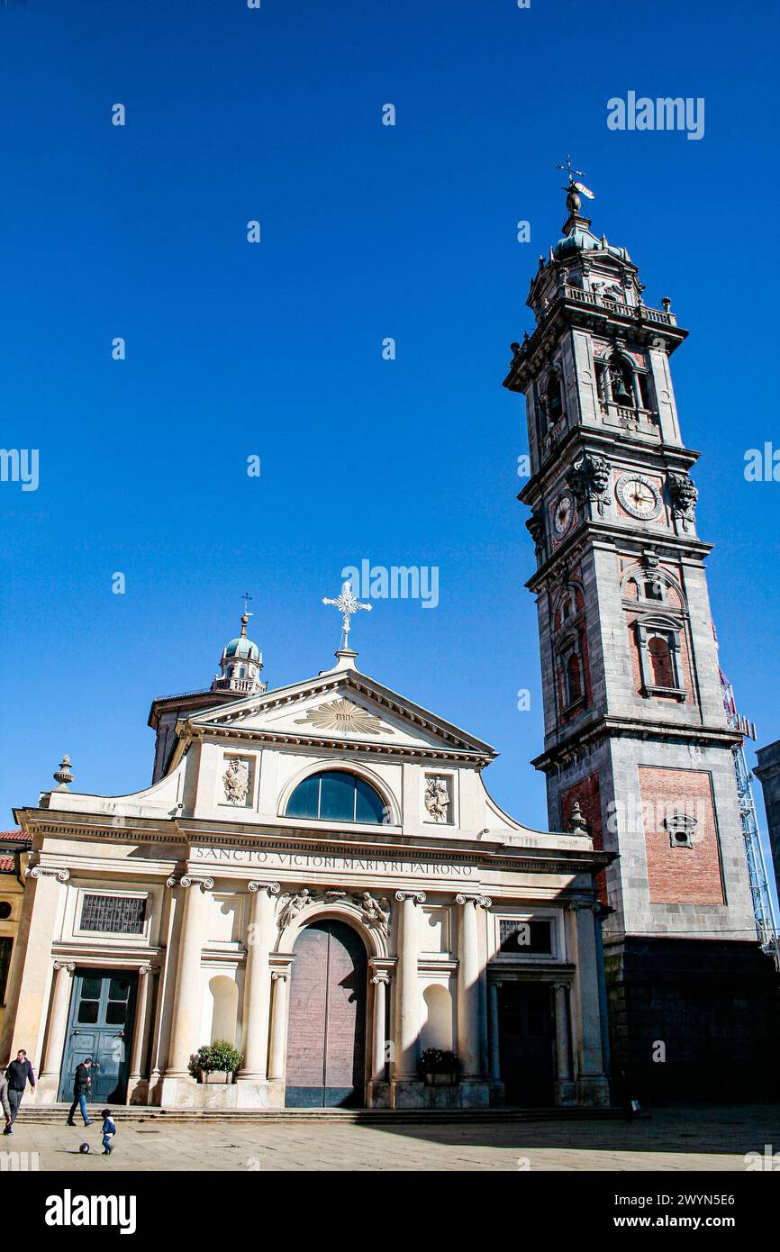Varese, Lombardy, Italy. Basilica of San Vittore (16th-17th century), the facade 1788-1791, architect Leopold Pollack. Stock Photo