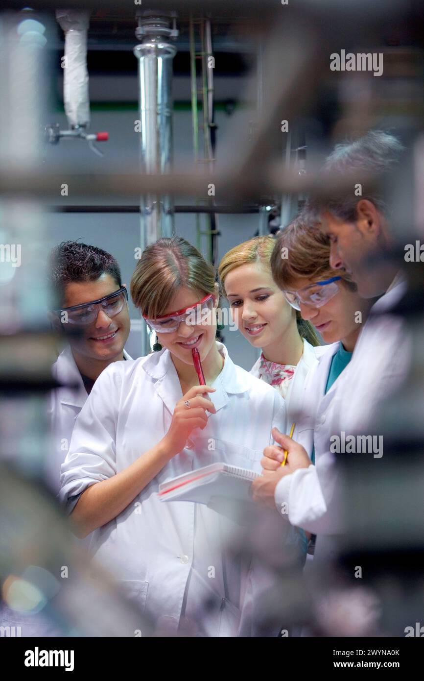Escuela industrial hi-res stock photography and images - Alamy
