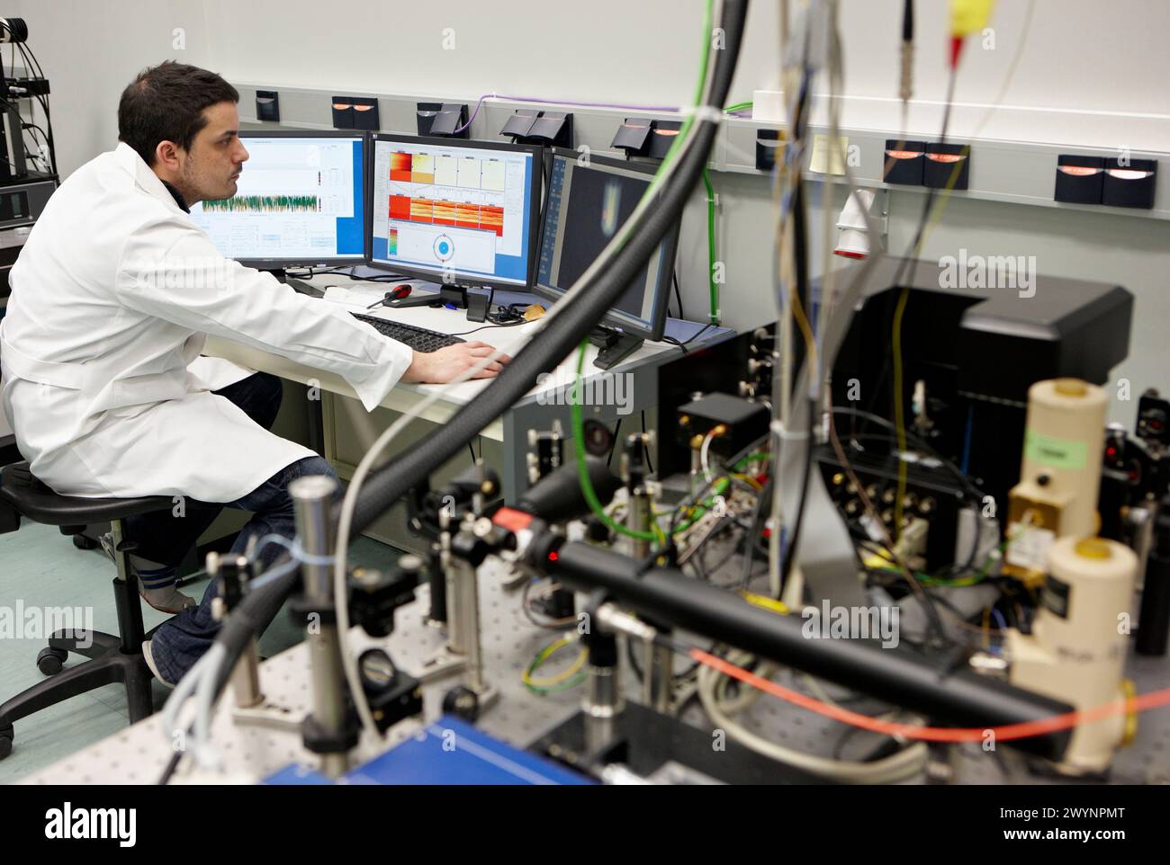 Nanooptics hi-res stock photography and images - Alamy