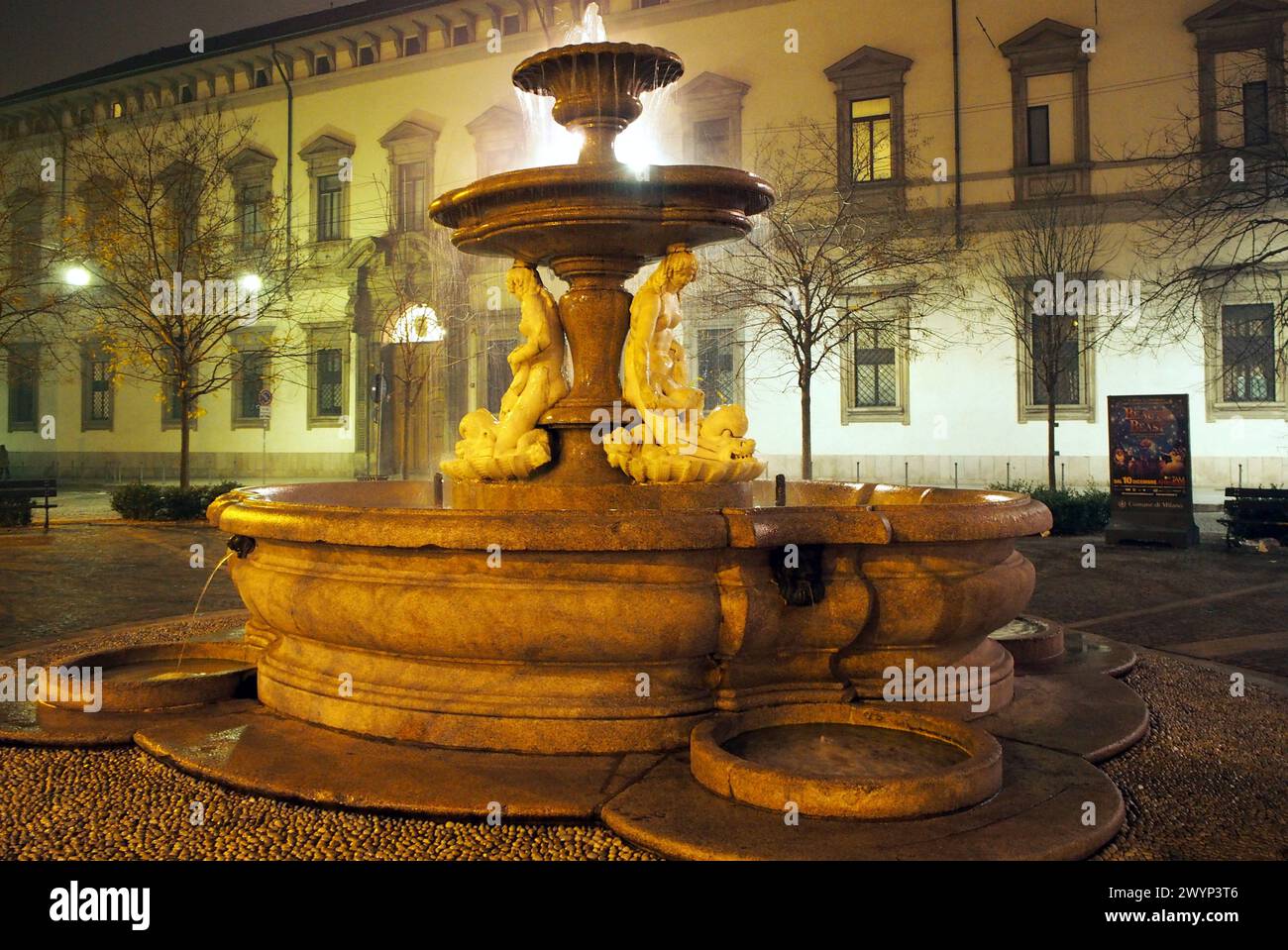 Fontana del piermarini hires stock photography and images Alamy