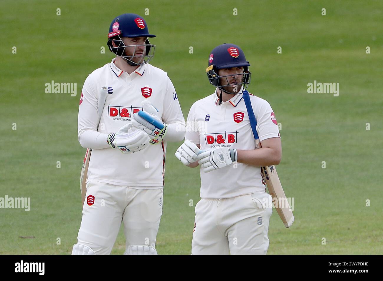 Paul Walter (L) and Matt Critchley of Essex during Nottinghamshire CCC vs Essex CCC, Vitality County Championship Division 1 Cricket at Trent Bridge o Stock Photo