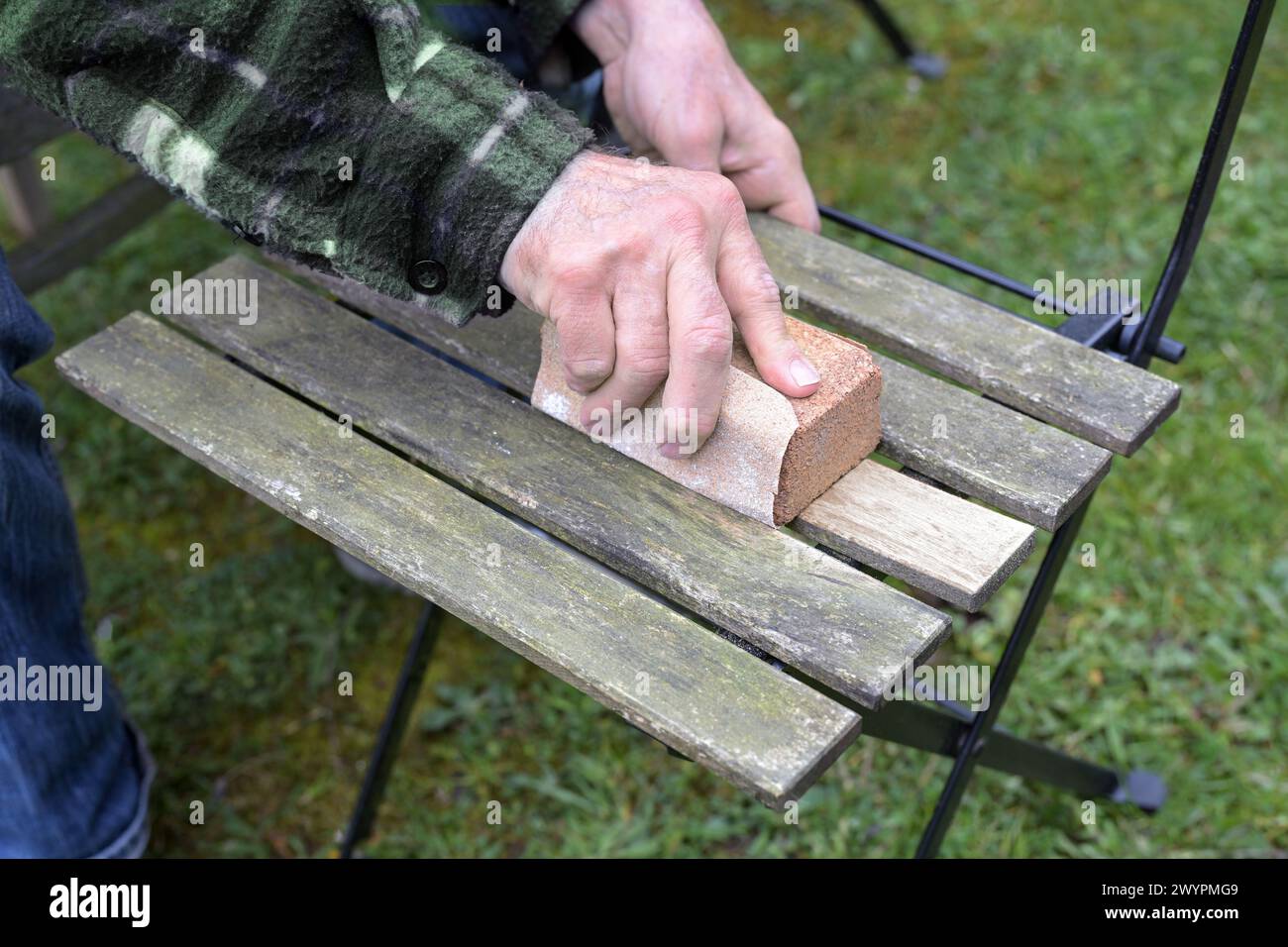 Wooden garden chair hires stock photography and images Alamy