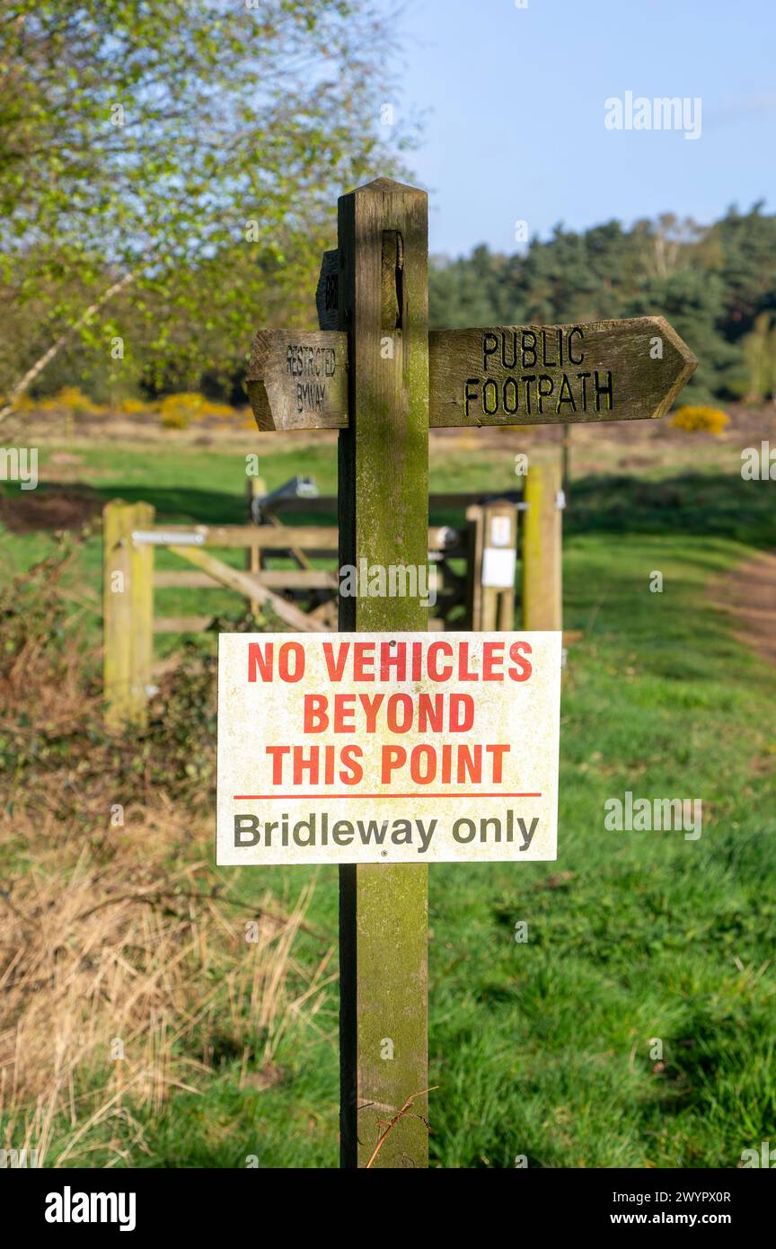 No Vehicles beyond This Point, Bridleway Only, sign Suffolk Sandlings, Shottisham, England, UK Stock Photo