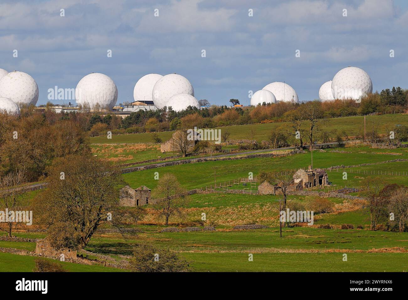 Golf ball radars hires stock photography and images Alamy