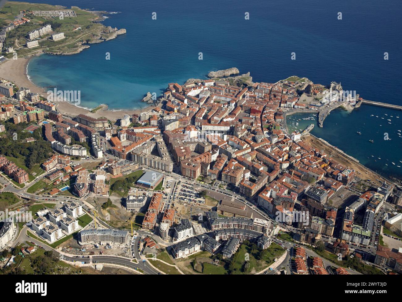 Aerial View Castro Urdiales Hi res Stock Photography And Images Alamy aerial-view-castro-urdiales-hi-res-stock-photography-and-images-alamy
