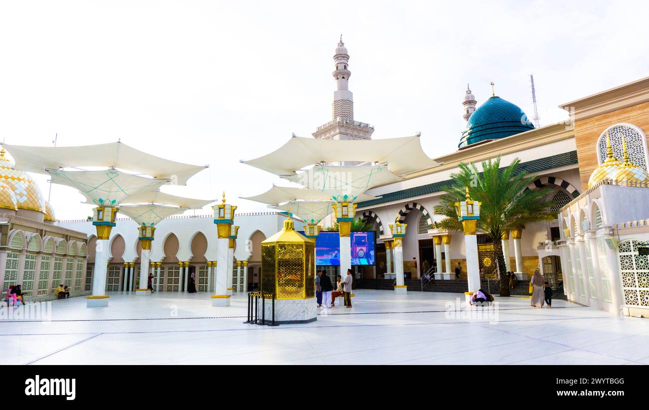 The beautiful Ar-Rahman mosque. This mosque has architecture similar to the Nabawi Mosque in Medina. Stock Photo