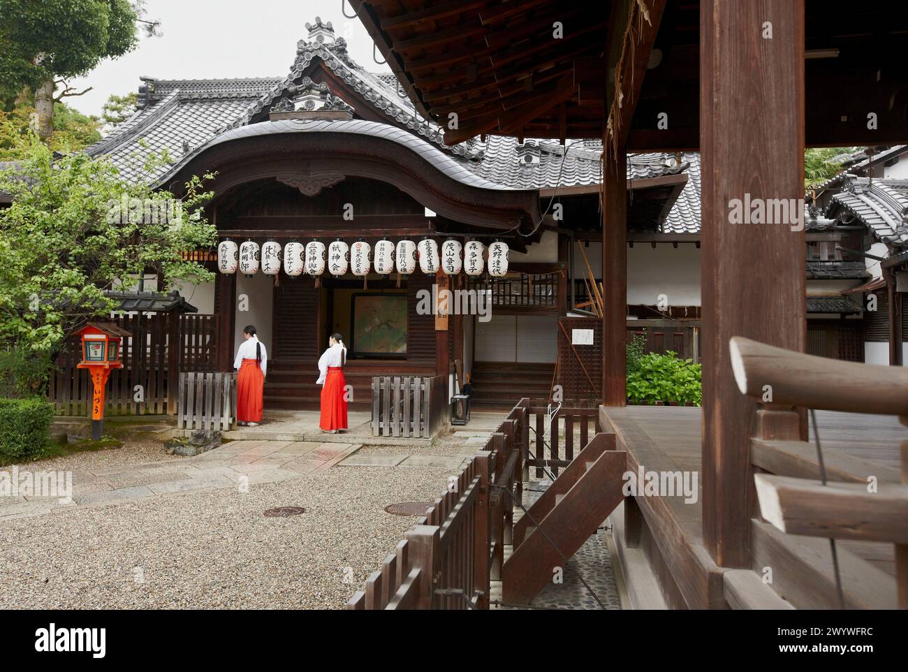 Jinja Sanctuaries Hi res Stock Photography And Images Alamy jinja-sanctuaries-hi-res-stock-photography-and-images-alamy