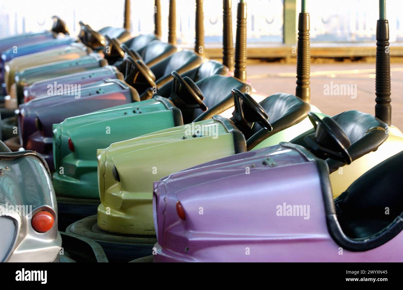 Funfairs bumper cars hi-res stock photography and images - Alamy