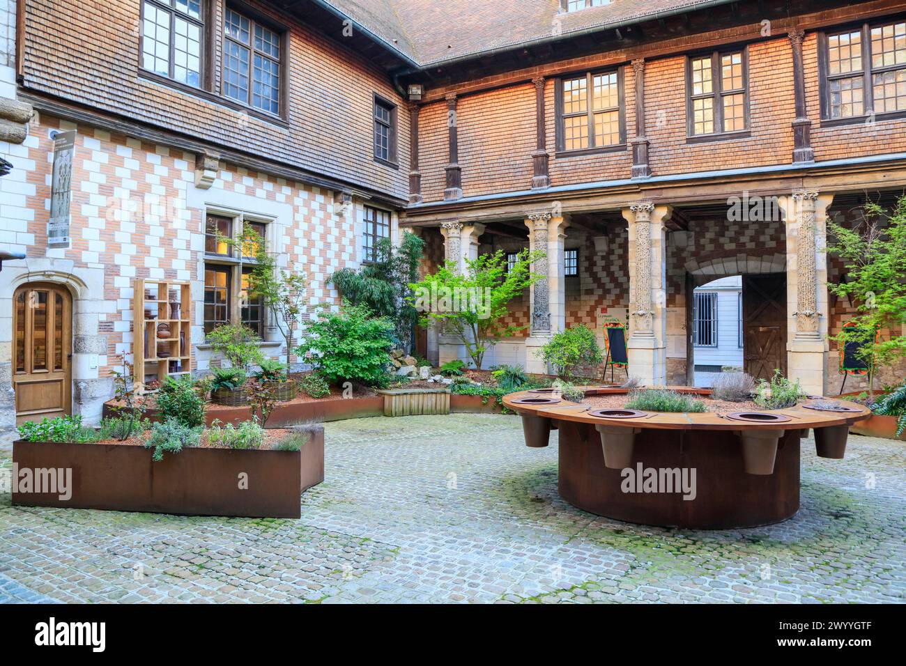 The merchant hotel 2024 hi-res stock photography and images - Alamy