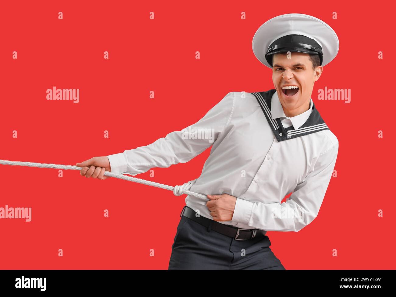 Man pulling rope on ship hi-res stock photography and images - Alamy