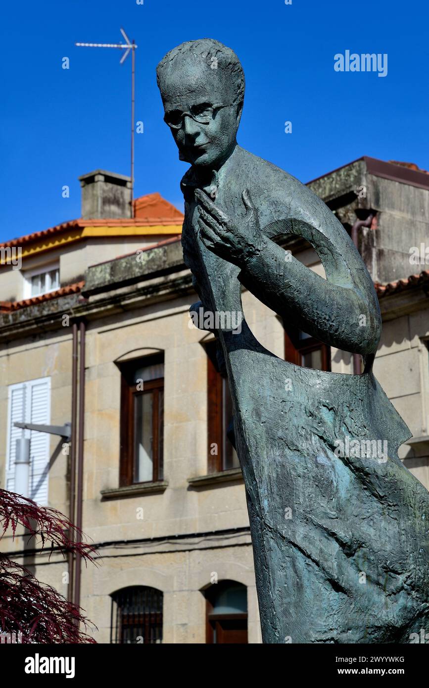 Sculpture Of Castelao In Pontevedra Spain Stock Photo Alamy sculpture-of-castelao-in-pontevedra-spain-stock-photo-alamy